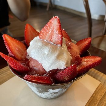 Okrumong - Strawberry Snow Bowl - Desserts Near Me - Torrance, California Okrumong - Strawberry Snow Bowl - Desserts Near Me - Torrance, California