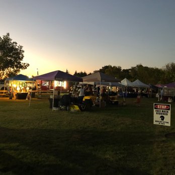 Texas Winos - Wine festival view! - Wine Tours Near Me Texas Winos - Wine festival view! - Wine Tours Near Me