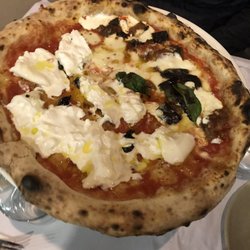 Lucio Pizzeria - Best pizza ever!!