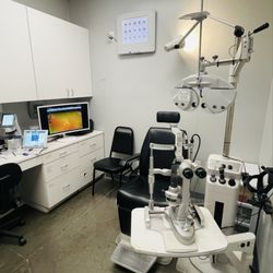 Aliante Vision - Exam Room #2 with up-to-date equipment