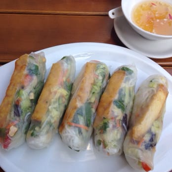 Asia Wok - Die leckersten Sommerrollen in Fhain! - Vietnamese Near Me - Berlin, BE