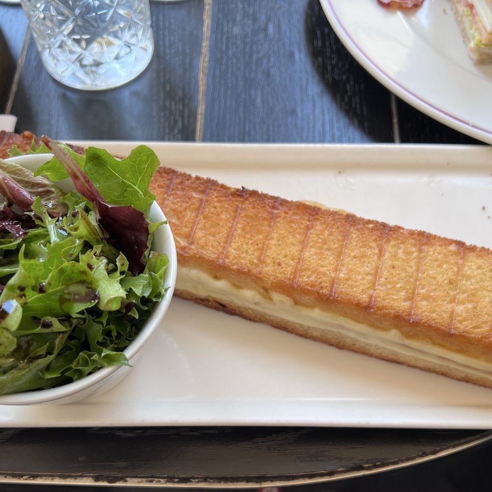 Le Café Marly - French Near Me - Paris, 75 Le Café Marly - French Near Me - Paris, 75