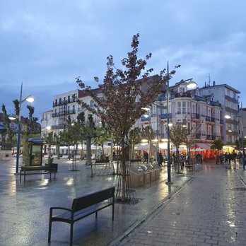 Santoña Old Town - Landmarks & Historical Buildings Near Me - Santoña, S