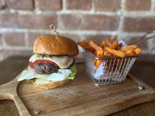 Lilly's Craft and Kitchen by null