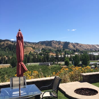 Silvara Cellars - Brilliant view!! - Wine Tasting Room Near Me - Leavenworth, Washington Silvara Cellars - Brilliant view!! - Wine Tasting Room Near Me - Leavenworth, Washington