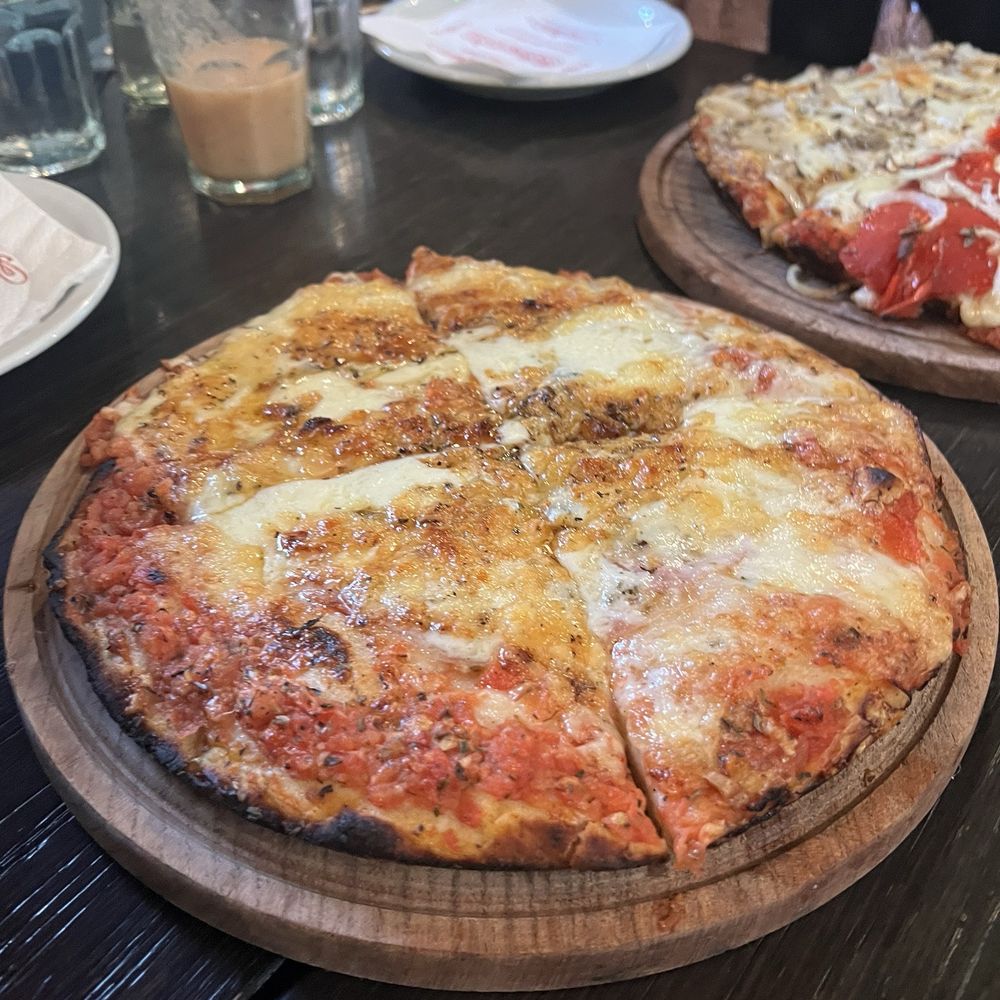 Güerrín - Ham, provolone cheese - Pizza Near Me - Buenos Aires, C Güerrín - Ham, provolone cheese - Pizza Near Me - Buenos Aires, C