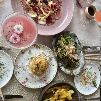 Bloom & Bee - New American Near Me - Houston, Texas