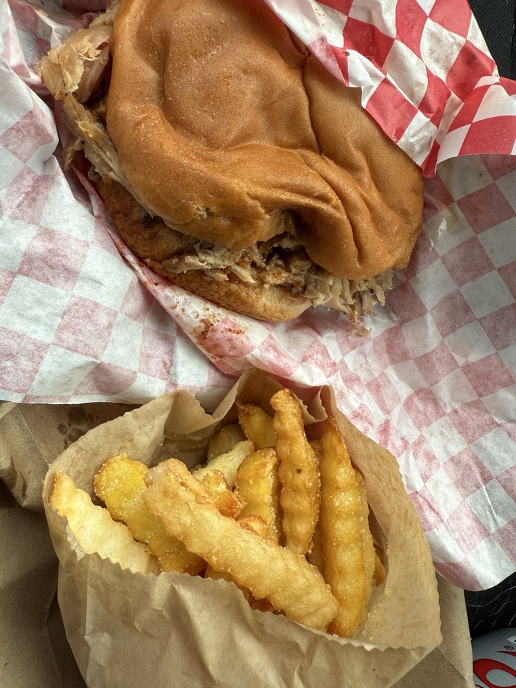 Old Clinton BBQ Logo