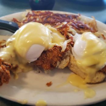 Metro Diner - Fried Chicken Tenders and Eggs Benedict - American Near Me - Tampa, Florida Metro Diner - Fried Chicken Tenders and Eggs Benedict - American Near Me - Tampa, Florida