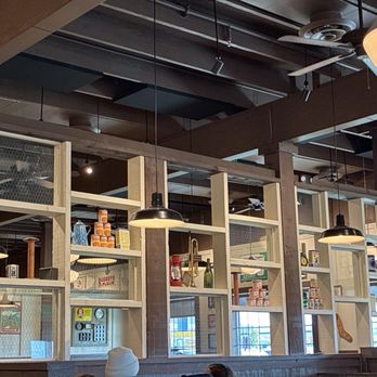 Cracker Barrel - Indoor decor - Breakfast & Brunch Near Me - Denver, Colorado Cracker Barrel - Indoor decor - Breakfast & Brunch Near Me - Denver, Colorado
