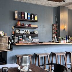 Nono Baru - Bar seating area