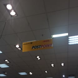 Schreibfant im Carre - Auch eine kleine Post ist am Ende des Ladens zu finden!