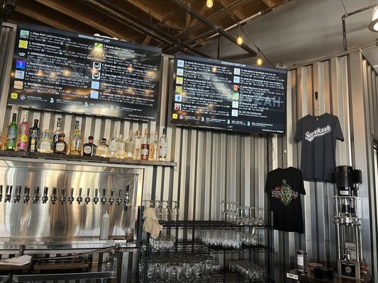 Servehzah Bottle Shop & Tap Room by null