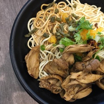 Wuhan Noodle 1950 - Chicken hot dry noodle - Noodles Near Me - Markham, Ontario