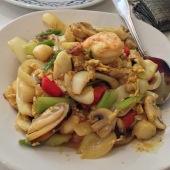 Rose Garden - Seafood special ($14.95): yellow curry seafood stir fry with egg - Thai Near Me - Vacaville, California Rose Garden - Seafood special ($14.95): yellow curry seafood stir fry with egg - Thai Near Me - Vacaville, California