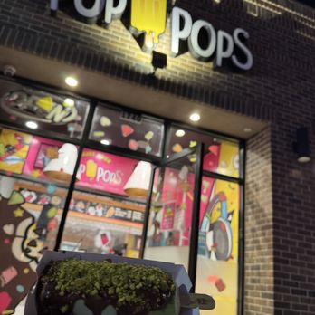 Pop Pops Fabulous Paleta - Matcha Pop - Ice Cream & Frozen Yogurt Near Me - San Diego, California