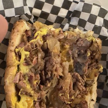 Rock'N Deli St-Catherine - TRACES OF MEAT SLIPPED INTO THE SANDWICH BY ACCIDENT! - Burgers Near Me - Montreal, Quebec Rock'N Deli St-Catherine - TRACES OF MEAT SLIPPED INTO THE SANDWICH BY ACCIDENT! - Burgers Near Me - Montreal, Quebec