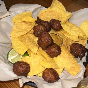 Hole In The Wall - Conch fritters - American Near Me - Miami, Florida Hole In The Wall - Conch fritters - American Near Me - Miami, Florida