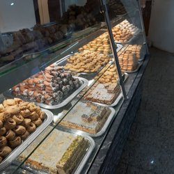 Al Malek - Einfache Kekse kosten 10 € pro Kilo