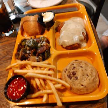 Brood & Barley - TV tray dinner - Salad Near Me - North Little Rock, Arkansas Brood & Barley - TV tray dinner - Salad Near Me - North Little Rock, Arkansas