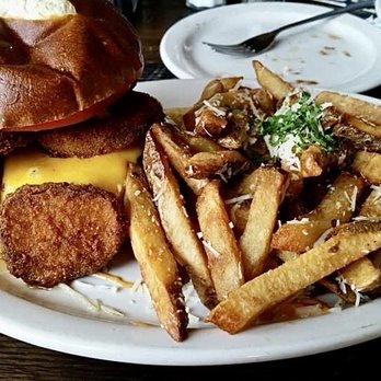 Jackson Ave Pub - Fried Pickle Burger - Burgers Near Me - Naperville, Illinois