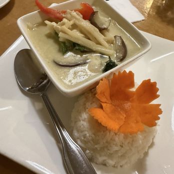 Yellow Curry Cozy Thai - Green Curry - Thai Near Me - Seaside, Oregon Yellow Curry Cozy Thai - Green Curry - Thai Near Me - Seaside, Oregon
