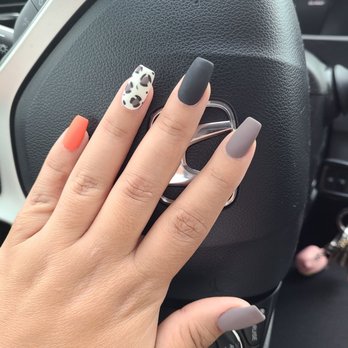 Reverie Nails and Spa - Fun design for summer - Nail Salons Near Me - Long Beach, California