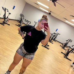 Gold's Gym San Antonio 78 Walzem - Spin room