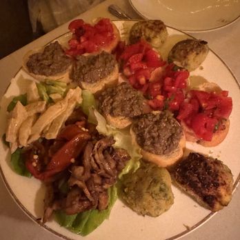 La Giostra - Starter plate - Tuscan Near Me - Florence, FI La Giostra - Starter plate - Tuscan Near Me - Florence, FI