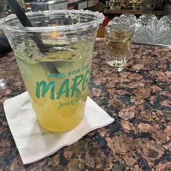 Bahama Breeze - Classic margarita - Bars Near Me - Troy, Michigan Bahama Breeze - Classic margarita - Bars Near Me - Troy, Michigan