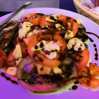 El Mini Bar - Tomato salad !!! Yummy - Tapas Bars Near Me - Madrid, M