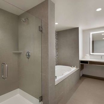 Hilton Garden Inn Lompoc - Guest room bath - Hotels Near Me - Lompoc, California Hilton Garden Inn Lompoc - Guest room bath - Hotels Near Me - Lompoc, California