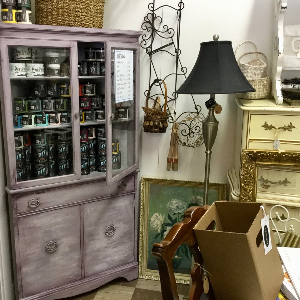 Le Shed - Inside display (late-Sept/19) - lovely, refinished cabinet. - Antiques Near Me - Hope, British Columbia Le Shed - Inside display (late-Sept/19) - lovely, refinished cabinet. - Antiques Near Me - Hope, British Columbia