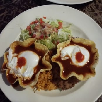Sneaky Dee's - Concha Con Huevos - Tex-Mex Near Me - Toronto, Ontario