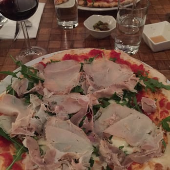 La Perla - Amazing pizza. - Italian Near Me - Amsterdam, New Hampshire La Perla - Amazing pizza. - Italian Near Me - Amsterdam, New Hampshire