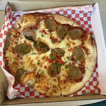 Hillside Café - Cheese pizza with peppers and sausage - Cafes Near Me - Pullman, Washington Hillside Café - Cheese pizza with peppers and sausage - Cafes Near Me - Pullman, Washington