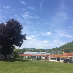 Arrowhead Deli - Towards Falls Mill and Abbs Valley