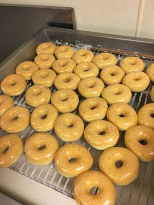 Grand Donuts by null