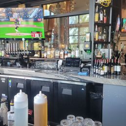 My check was dropped before my beer arrived... some welcome!!