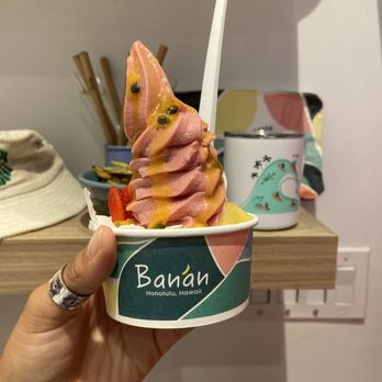 Banan - Kaimuki - Ice Cream & Frozen Yogurt Near Me - Honolulu, Hawaii Banan - Kaimuki - Ice Cream & Frozen Yogurt Near Me - Honolulu, Hawaii