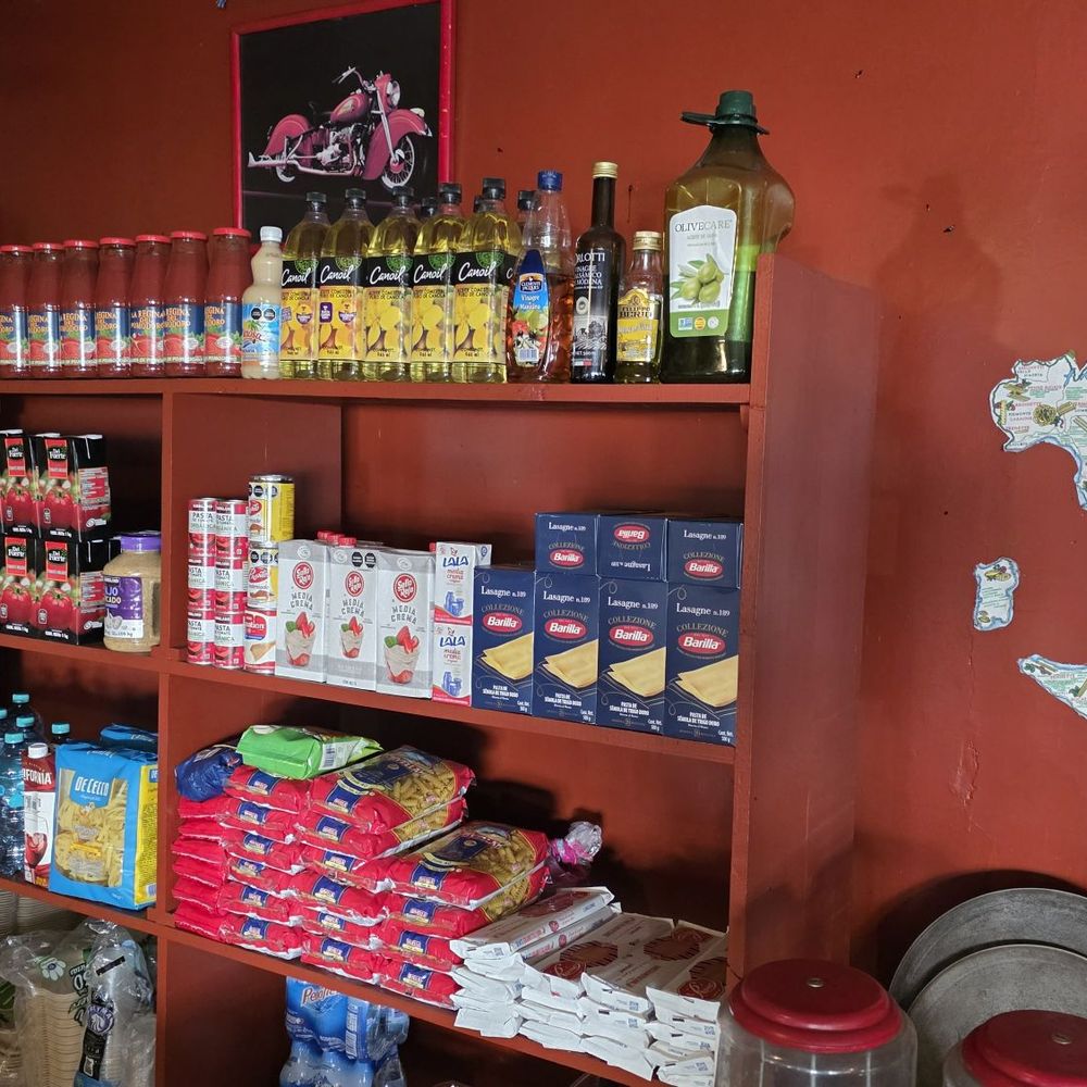 Da Pasquale - A little cluttered, but homey - Italian Near Me - Guadalajara, JAL