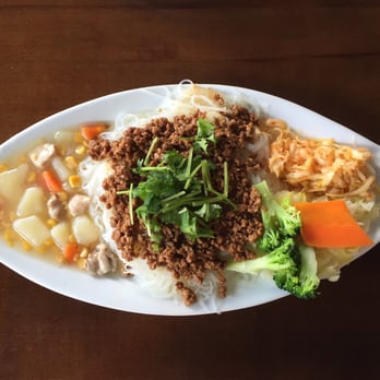 Dolphin Bay - Minced Pork with rice noodles - Taiwanese Near Me - Boston, Massachusetts