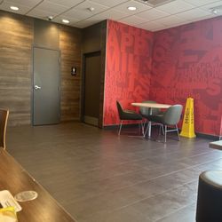 McDonald's - Sitting area