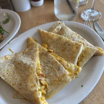 The Little Lion - Peach and bbq chicken quesadilla yum! - Breakfast & Brunch Near Me - Ventura, California The Little Lion - Peach and bbq chicken quesadilla yum! - Breakfast & Brunch Near Me - Ventura, California