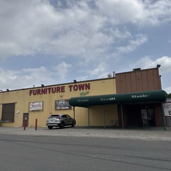 Furniture Town Plus - Exterior - Furniture Stores Near Me - Los Angeles, California Furniture Town Plus - Exterior - Furniture Stores Near Me - Los Angeles, California
