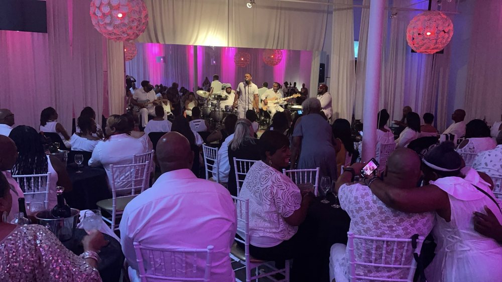 JAM BOX FITNESS LOUNGE DALLAS Updated September 2024 37 Photos & 10