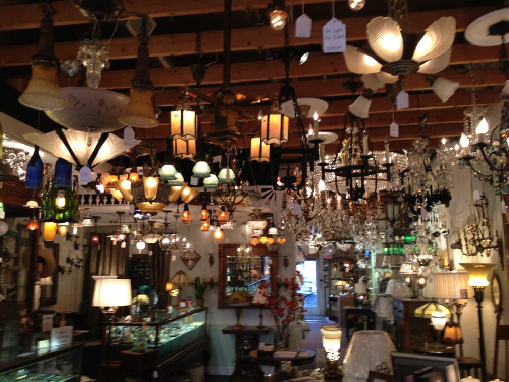 HERITAGE LIGHTING Updated September 2024 W62N572 Washington Ave, Cedarburg, Wisconsin