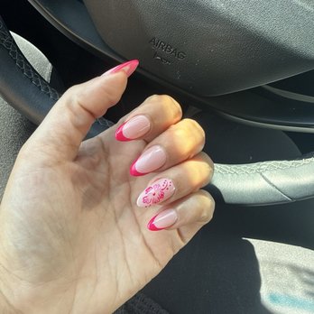 Studio Nail Bar - Hawaii bound nail design - Nail Salons Near Me - Burbank, California Studio Nail Bar - Hawaii bound nail design - Nail Salons Near Me - Burbank, California
