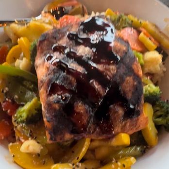 Vintage Tavern - Rice Bowl with Salmon instead of Shrimp - New American Near Me - Port Huron, Michigan