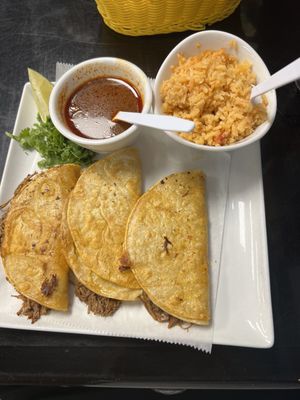 Taqueria Cazadores Mexican Food & Seafood by null